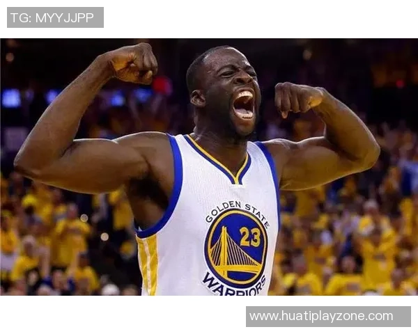 敢于担当文班从屏幕外冲回场内接关键球成功避免球队失误