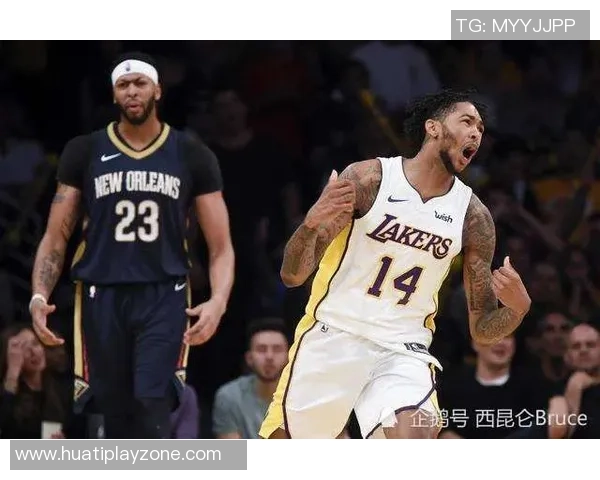 德里克怀特半场表现低迷仅得2分赛季状态引发球迷热议